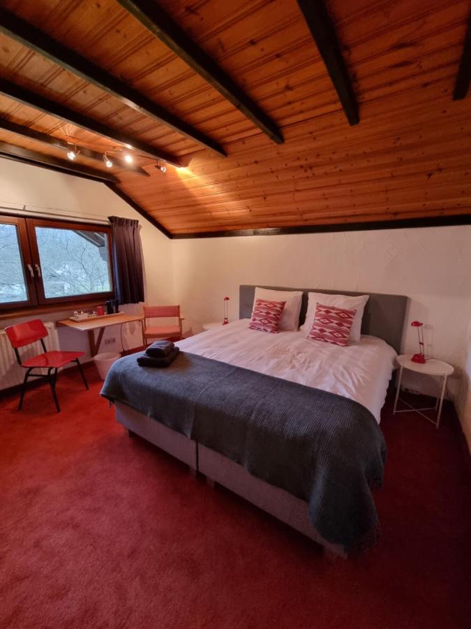 B&B Am Sahrbach Altenahr Bagian luar foto
