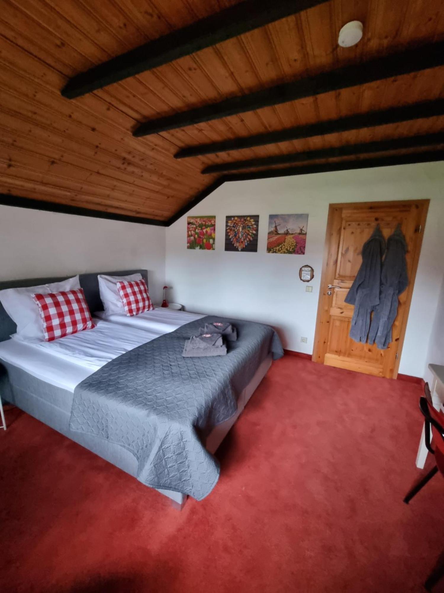 B&B Am Sahrbach Altenahr Bagian luar foto