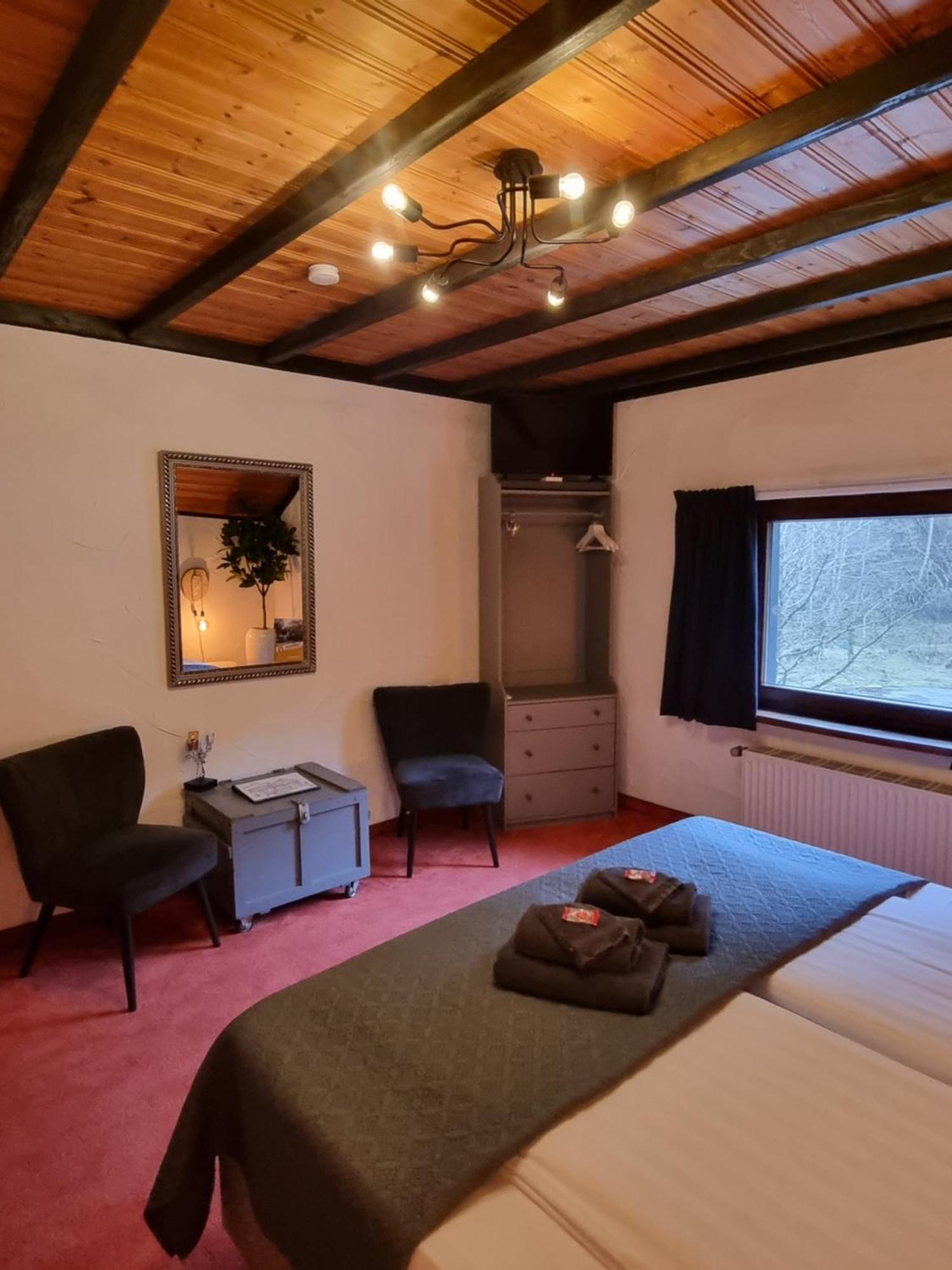 B&B Am Sahrbach Altenahr Bagian luar foto